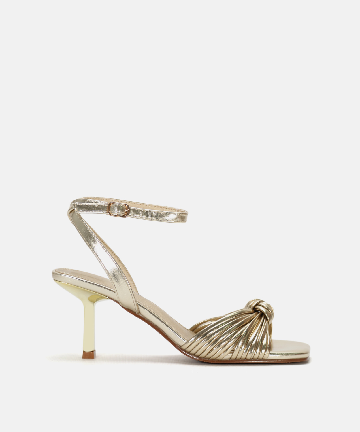 Sandalia tac&oacute;n nudo image number null